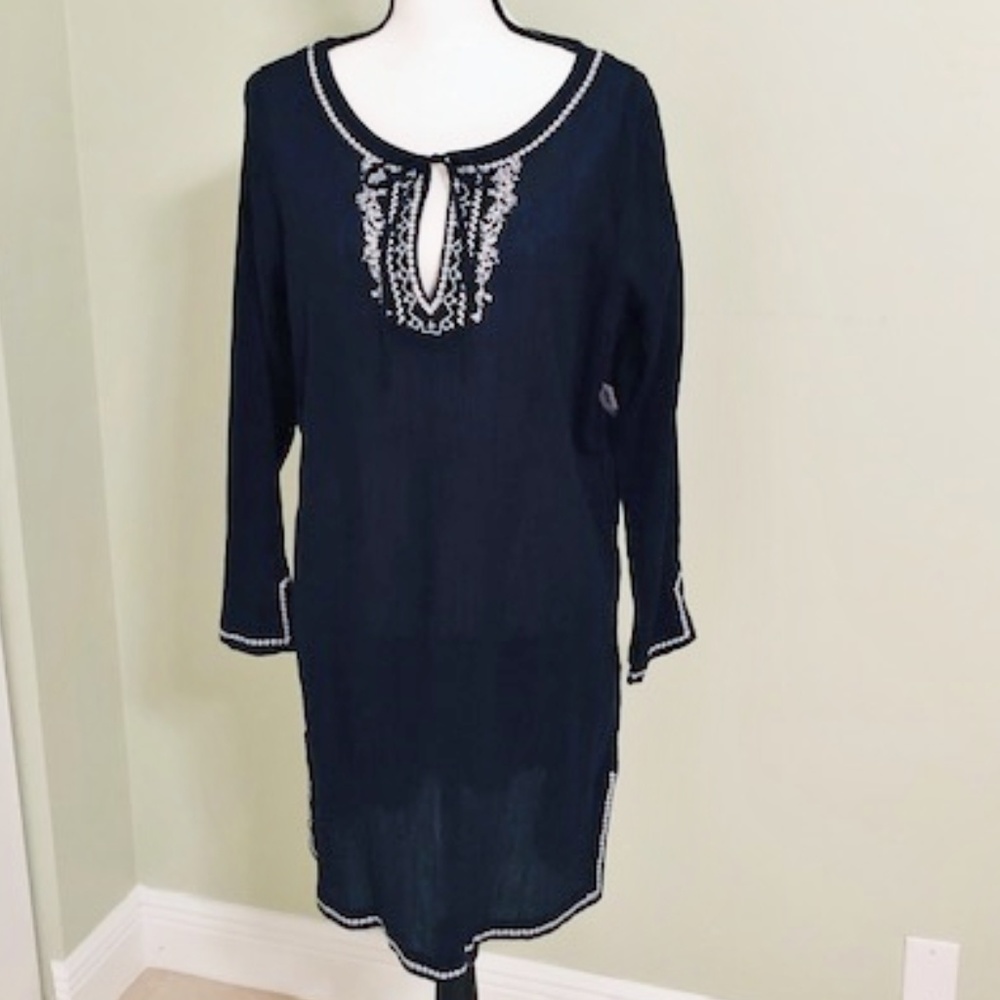 🌺 Old Navy Embroidered Dress 🌺